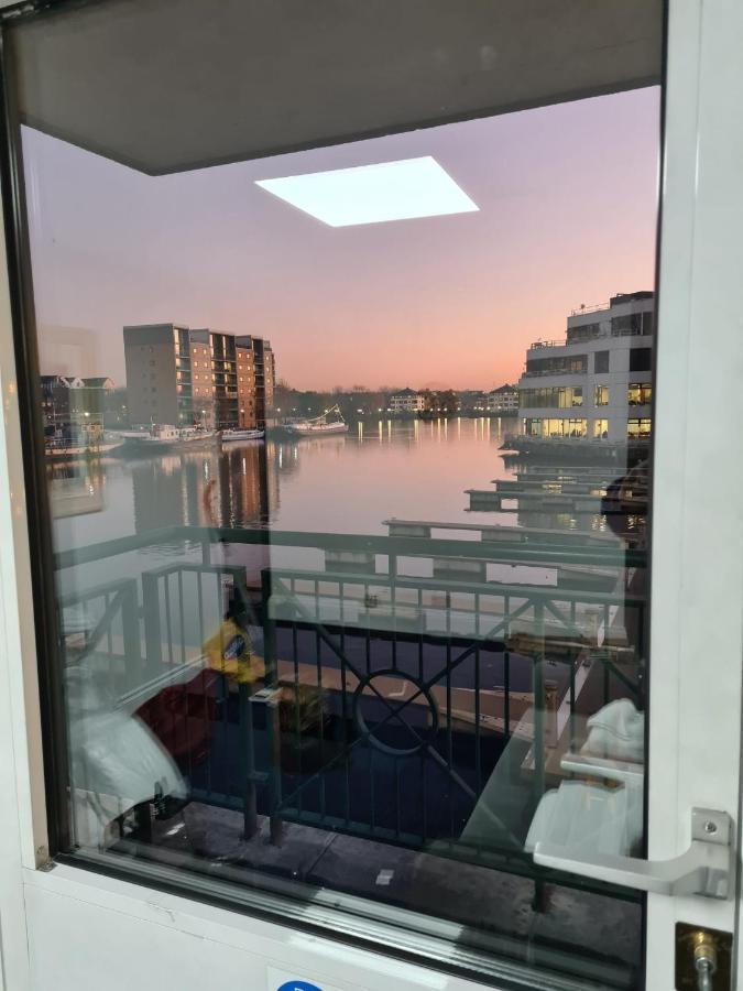 Wns Apartments Canary Wharf London Bagian luar foto